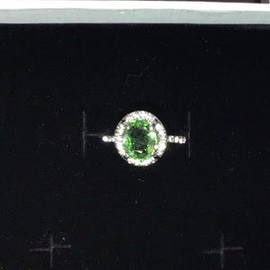 NEW! 925 Sterling Silver Peridot & Diamond Ring